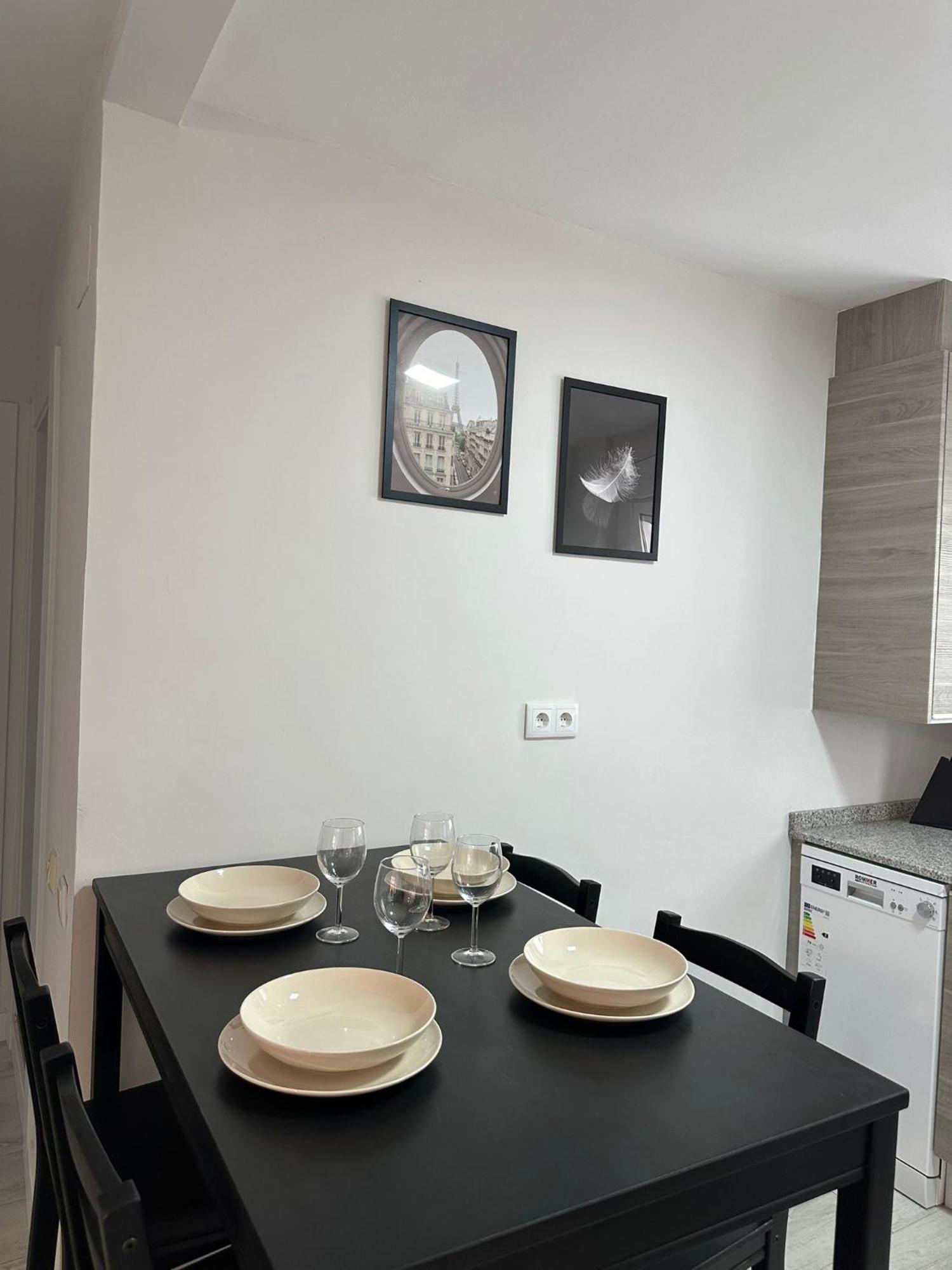 Cozy Flat 5 Mins From The Beach Хихон Экстерьер фото