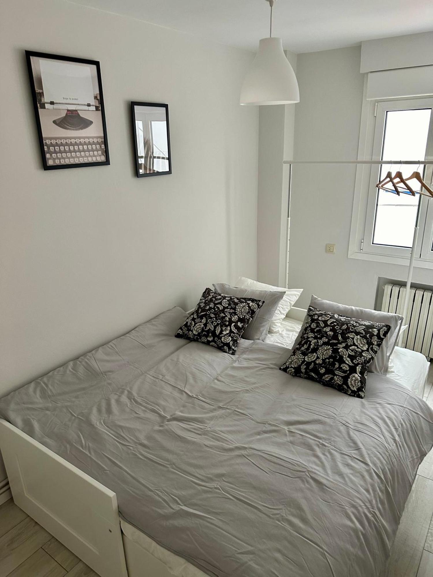 Cozy Flat 5 Mins From The Beach Хихон Экстерьер фото